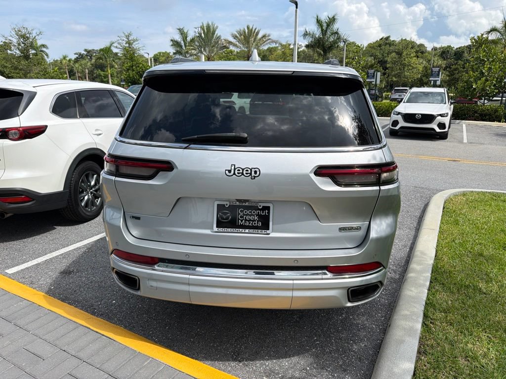 Used 2023 Jeep Grand Cherokee L Overland RWD image 8