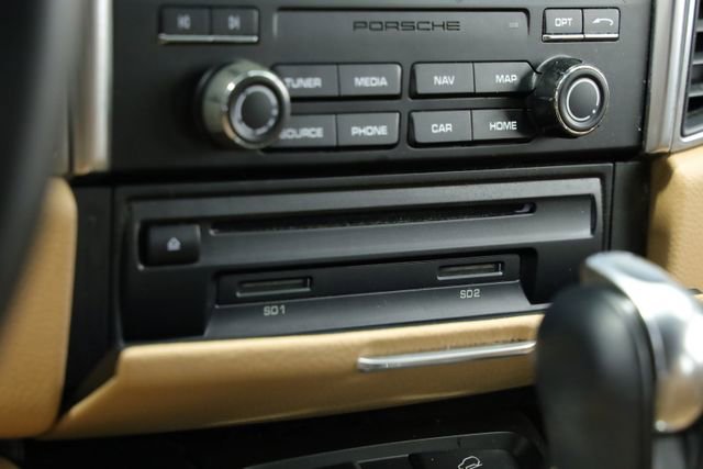 Used 2018 Porsche Macan image 17