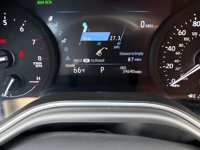 Used 2019 Toyota Avalon XLE w/ Moonroof Package image 28