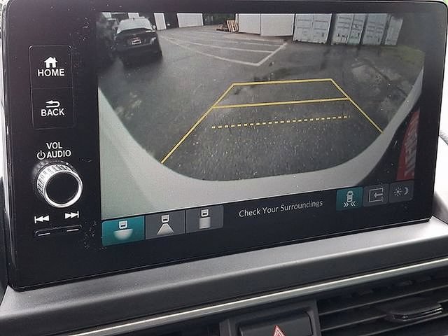 Used 2025 Honda Pilot Touring image 16