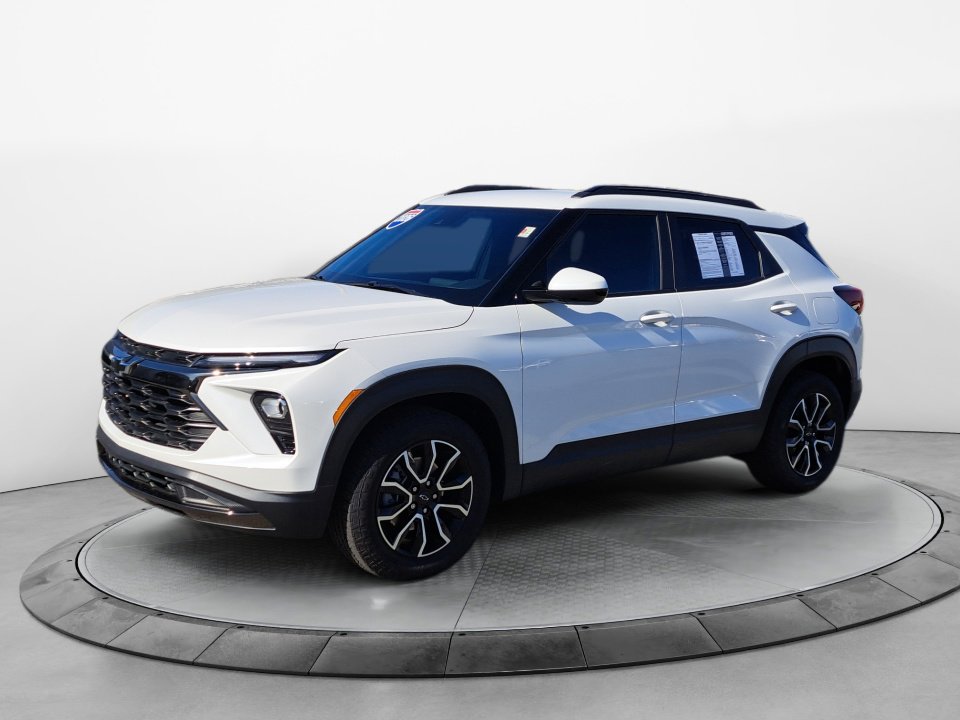 Certified 2026 Chevrolet TrailBlazer ACTIV image 3