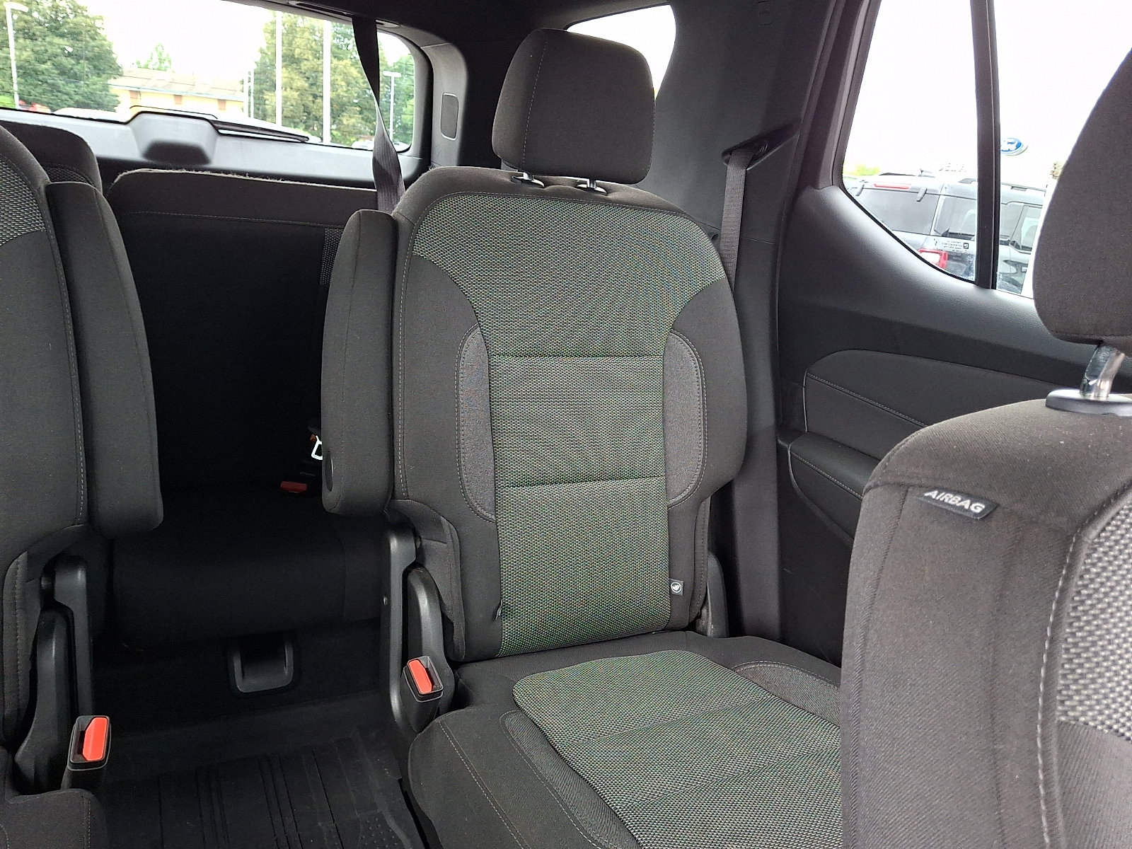 Used 2023 Chevrolet Traverse LT FWD image 20
