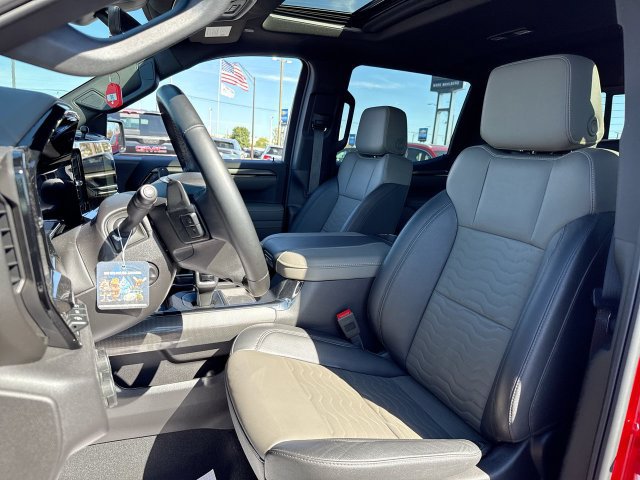 Used 2024 Chevrolet Silverado 1500 ZR2 w/ Technology Package AWD/4WD image 11