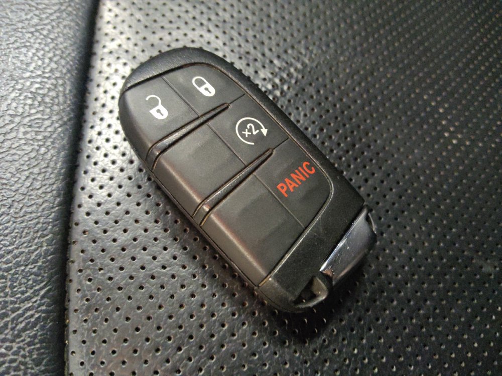 Used 2019 Jeep Compass Limited FWD image 32