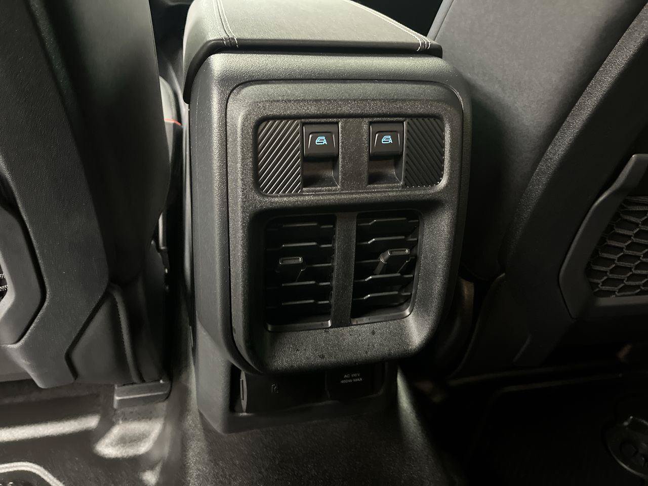 Used 2026 Ford Bronco Big Bend w/ Black Diamond Package AWD/4WD image 10