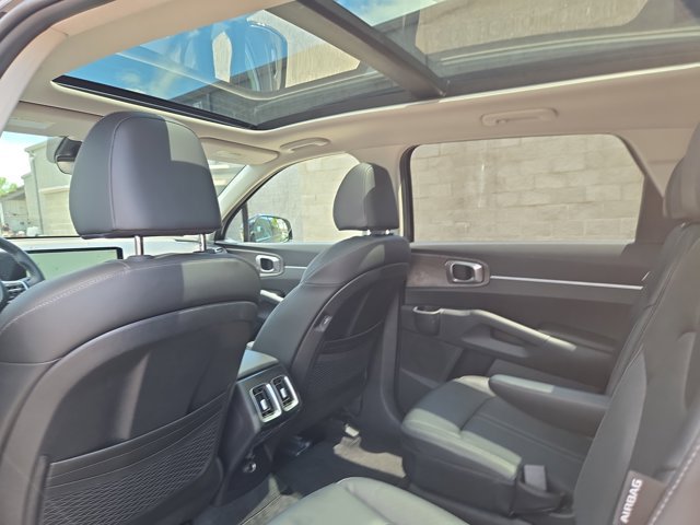 Certified 2025 Kia Sorento X-Line EX AWD/4WD image 47