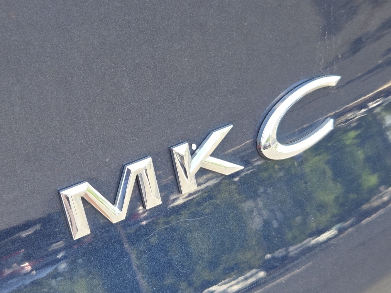 Used 2017 Lincoln MKC Reserve FWD image 19