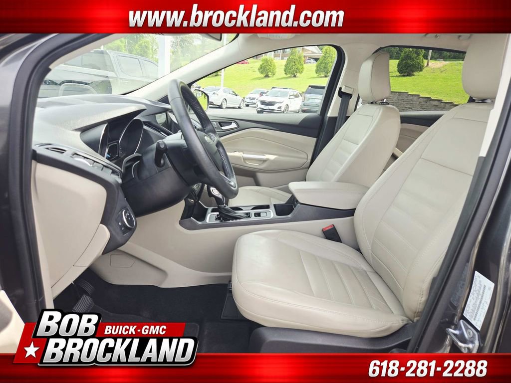 Used 2019 Ford Escape Titanium FWD image 12
