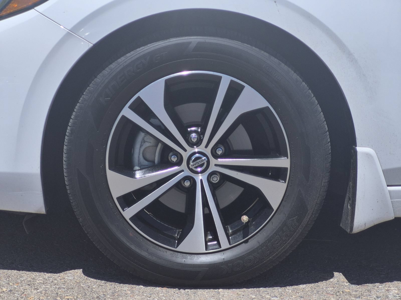 Certified 2023 Nissan Sentra SV FWD image 6