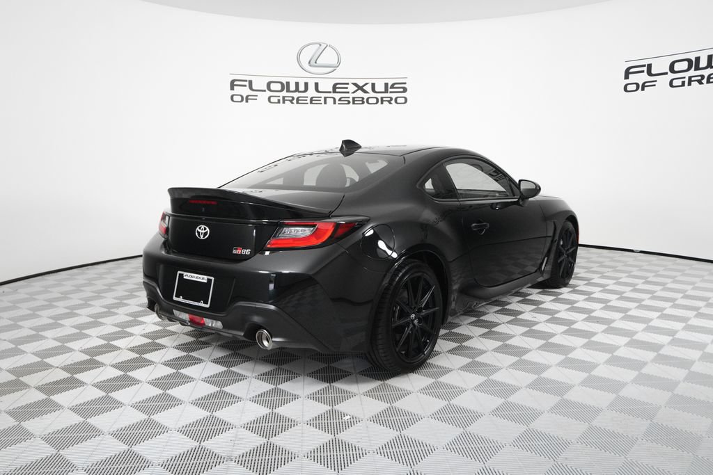 Used 2025 Toyota GR86 Premium RWD image 7