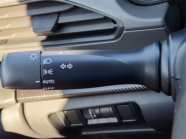 Certified 2025 Subaru Crosstrek 2.0i image 21