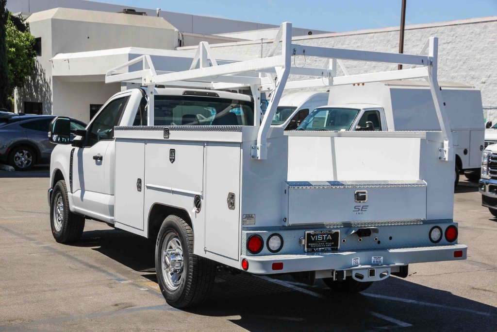 New 2025 Ford F350 XL w/ XL Chrome Package RWD image 6
