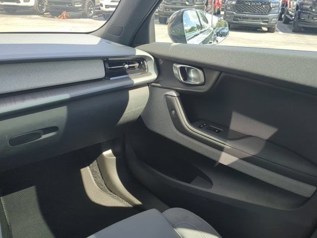 Used 2023 Polestar Polestar 2 w/ Pilot Pack AWD/4WD image 18