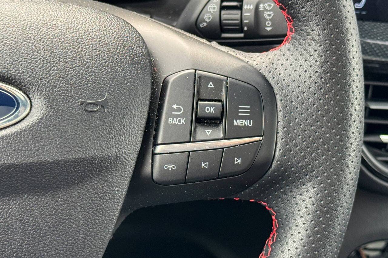 Used 2024 Ford Escape ST-Line w/ Tech Pack #1 AWD/4WD image 27