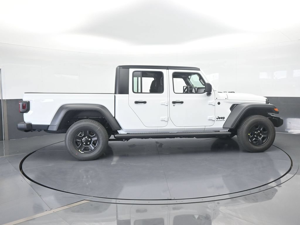 New 2026 Jeep Gladiator Sport AWD/4WD image 7