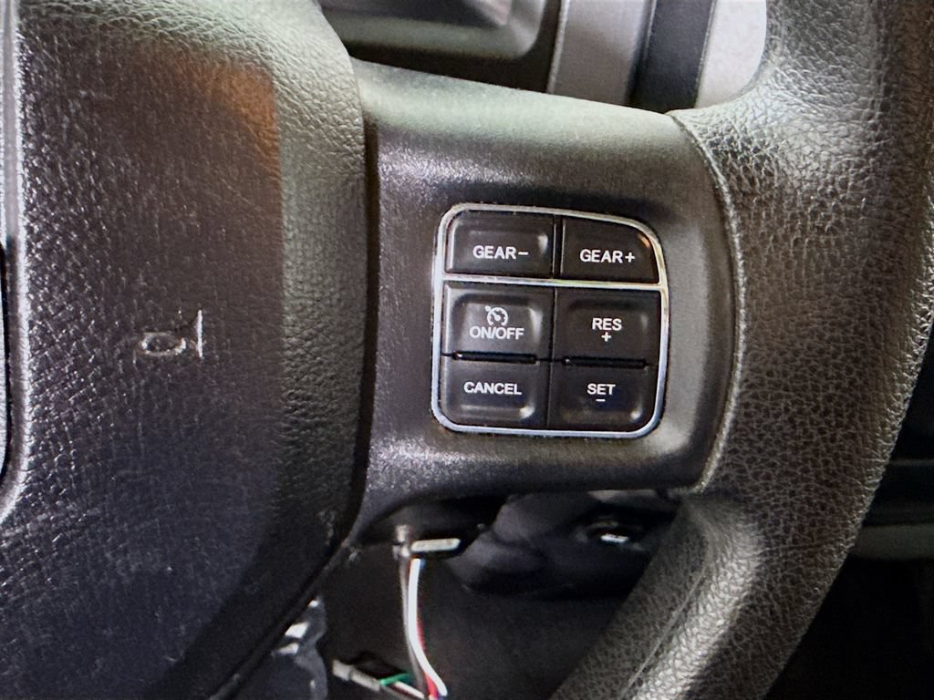 Used 2017 RAM 1500 Express AWD/4WD image 20
