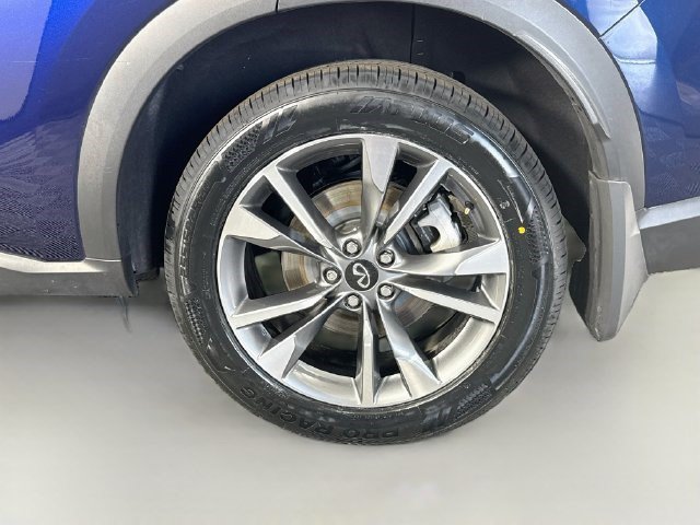 Used 2023 INFINITI QX60 Luxe w/ Performance Audio Package AWD/4WD image 36