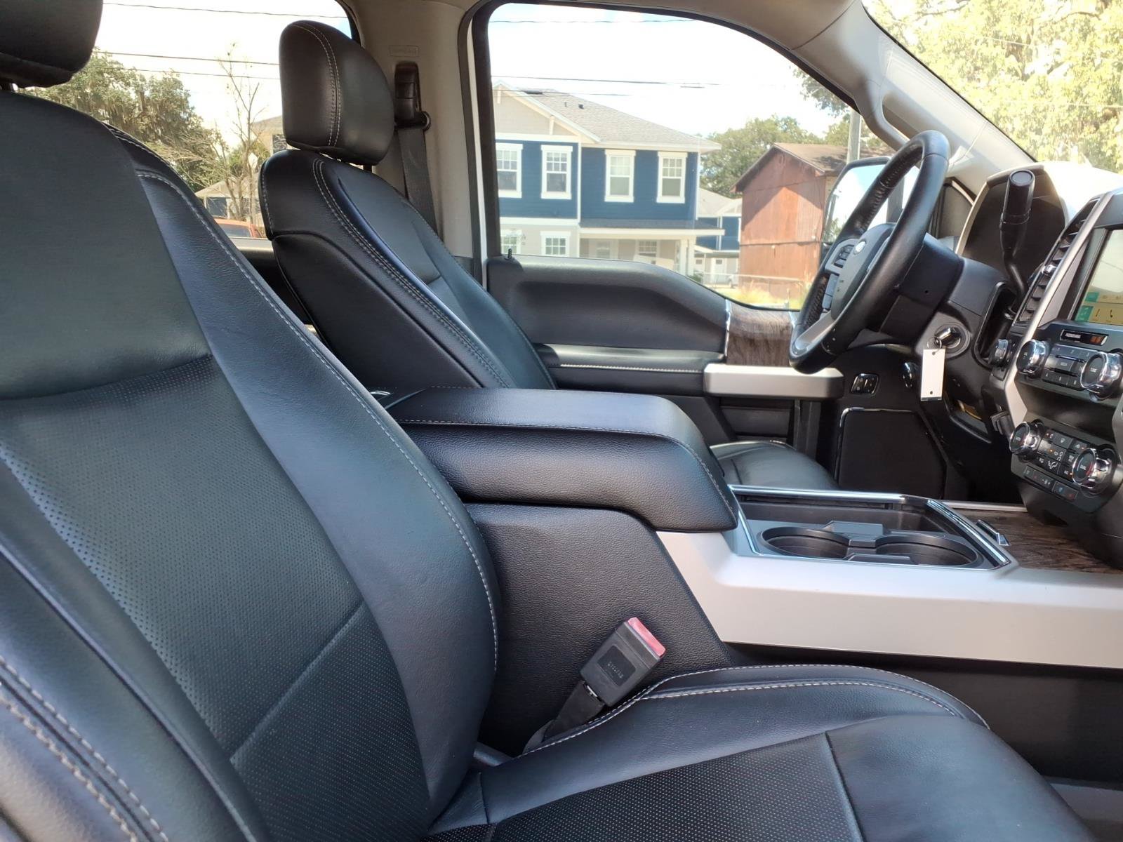 Used 2019 Ford F250 Lariat w/ Lariat Value Package AWD/4WD image 11