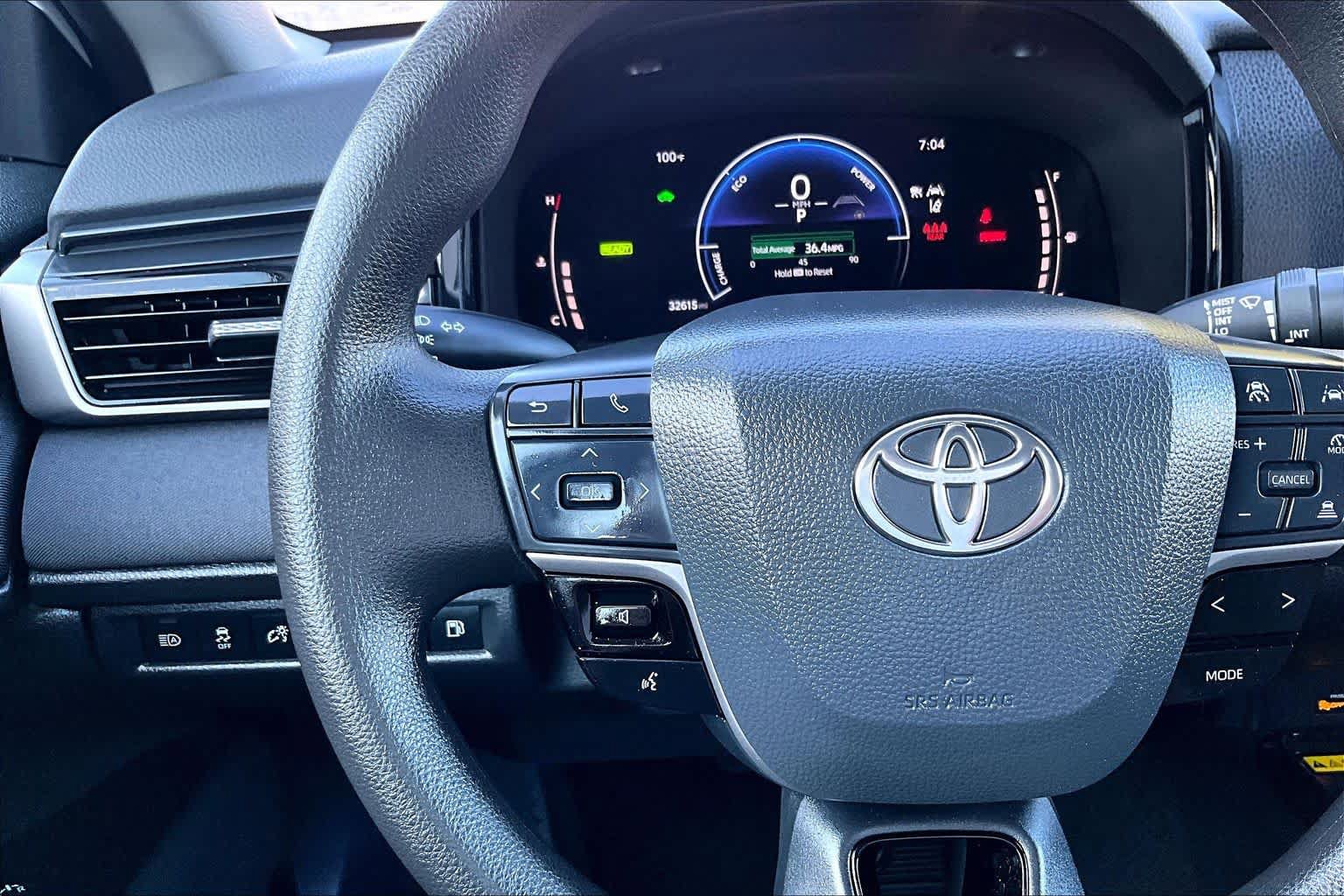 Used 2025 Toyota Camry LE FWD image 23