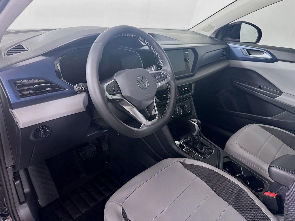 Used 2023 Volkswagen Taos SE image 9