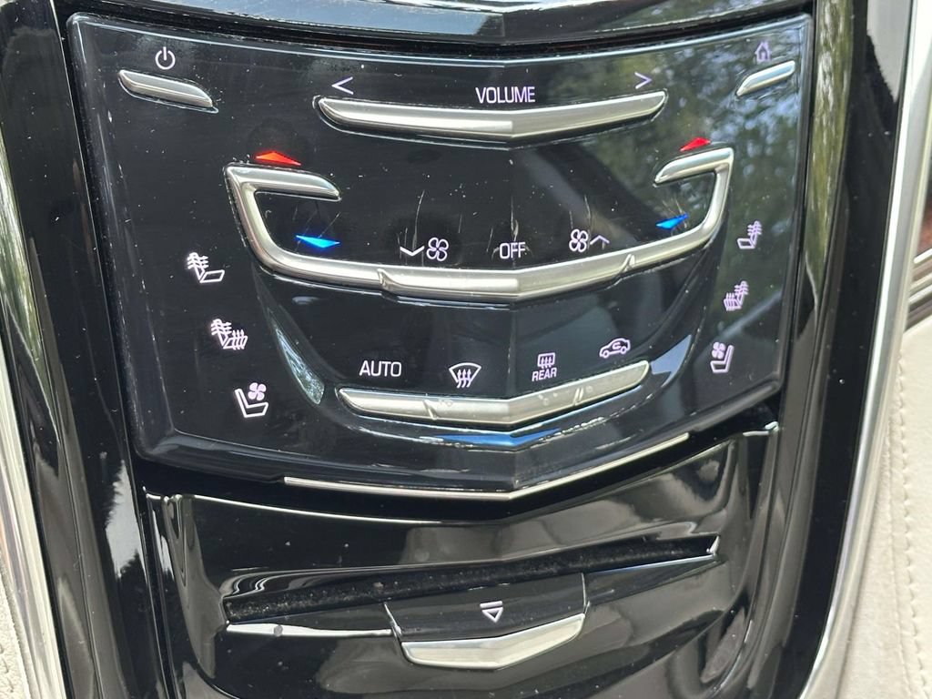 Used 2015 Cadillac Escalade Premium AWD/4WD image 35