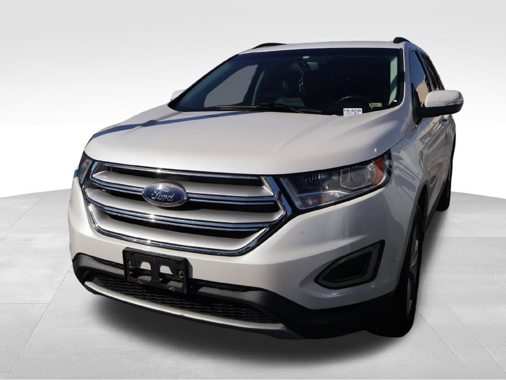 Used 2015 Ford Edge SEL w/ Equipment Group 201A FWD image 2