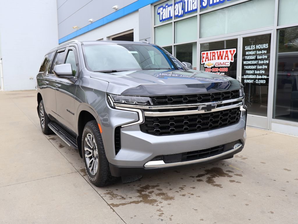 Used 2021 Chevrolet Suburban LT AWD/4WD image 2