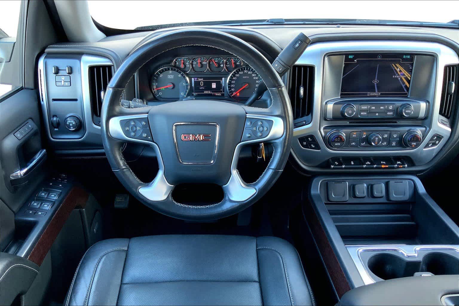 Used 2018 GMC Sierra 1500 SLT w/ Enhanced Driver Alert Package RWD image 4