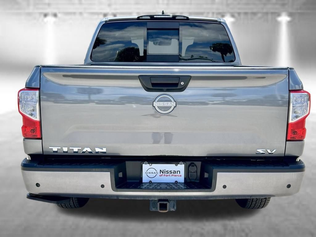 Certified 2024 Nissan Titan SV w/ SV Convenience Package RWD image 8