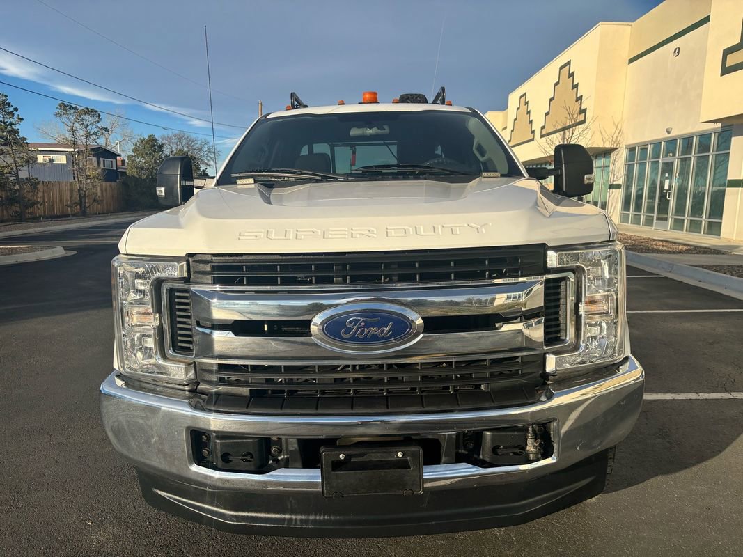 Used 2018 Ford F350 XLT image 8