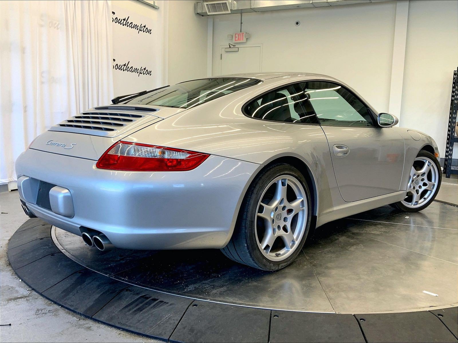 Used 2007 Porsche 911 Carrera S RWD image 7