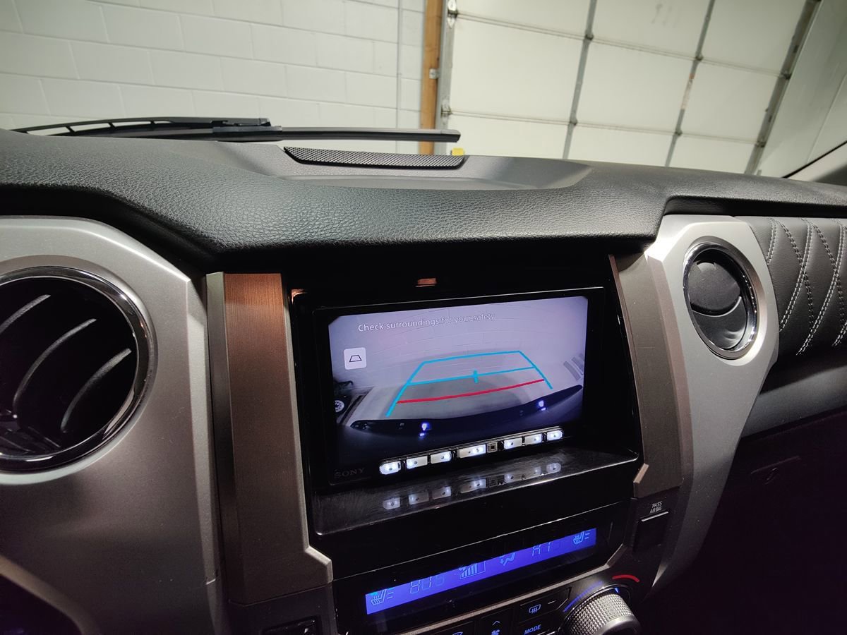 Used 2021 Toyota Tundra Platinum AWD/4WD image 39