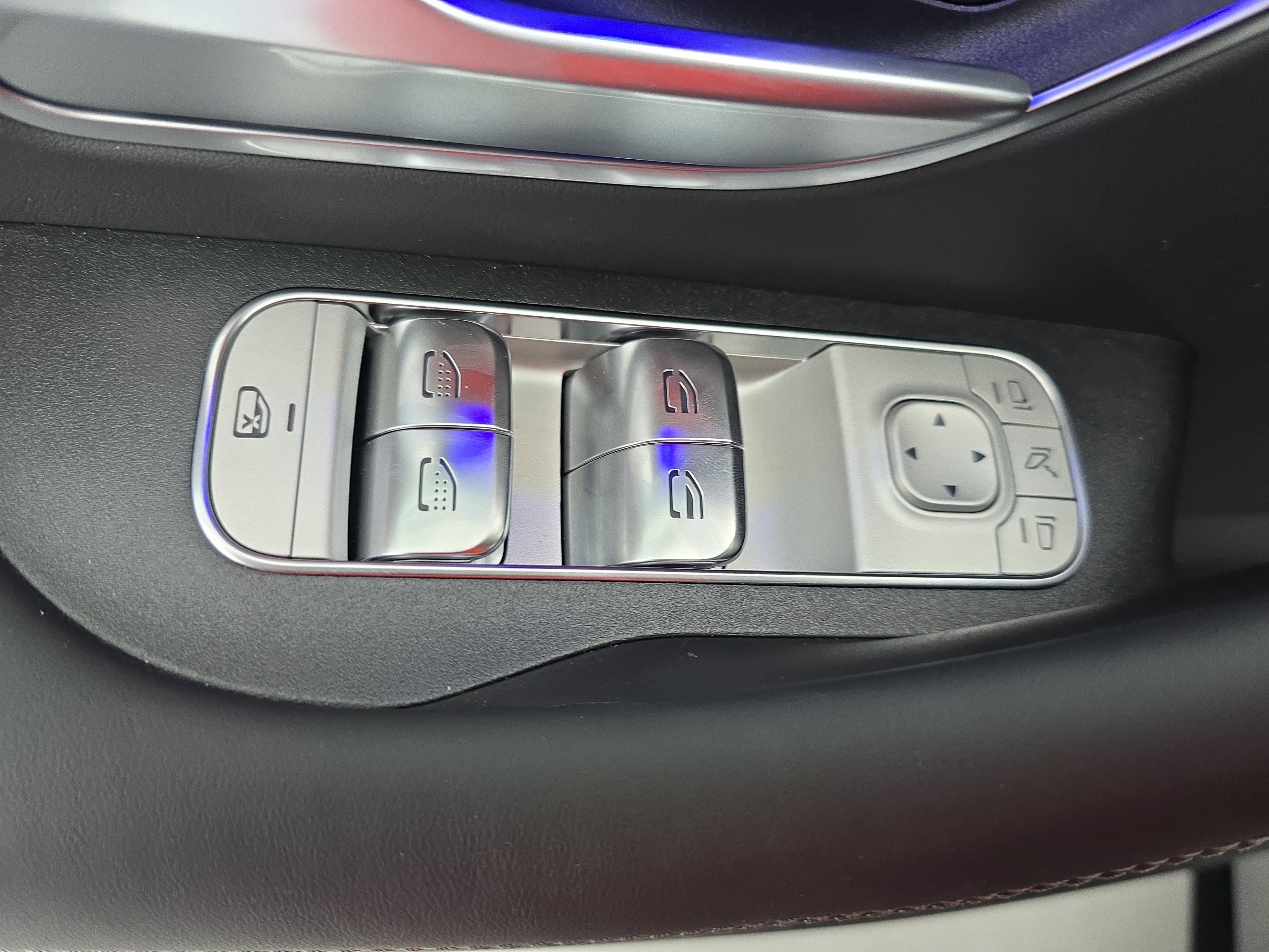 New 2025 Mercedes-Benz GLE 63 AMG S image 26