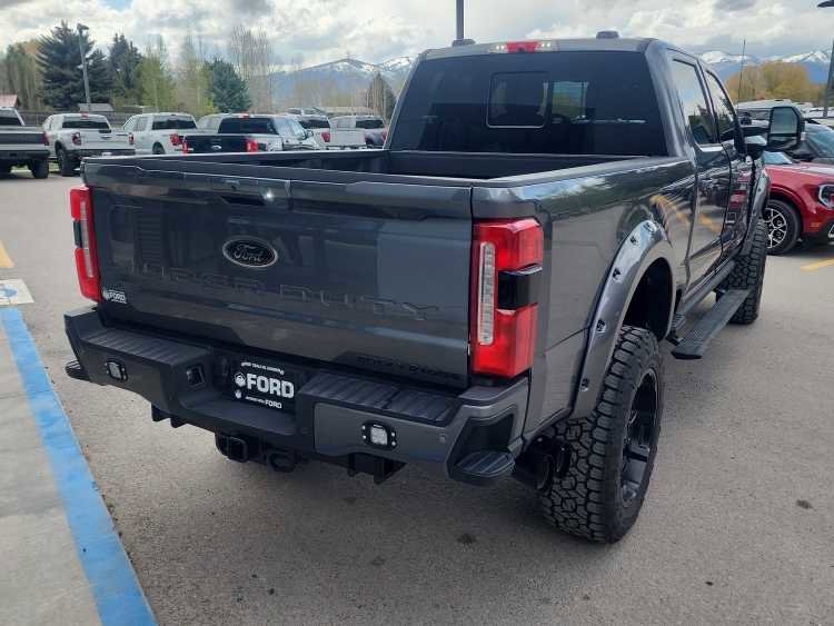 New 2026 Ford F250 Lariat w/ Black Appearance Package AWD/4WD image 6