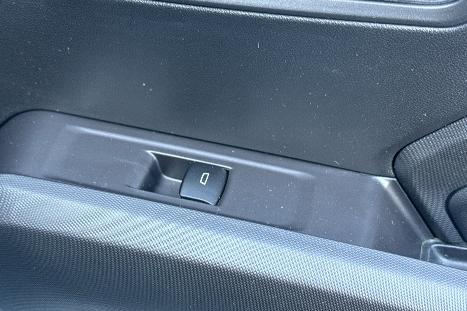 Used 2026 Chevrolet Colorado W/T w/ WT Convenience Package II image 22