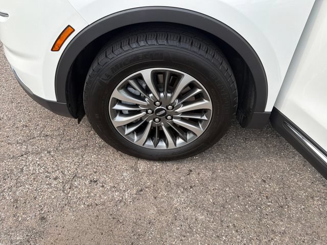 Certified 2023 Lincoln Nautilus AWD image 30