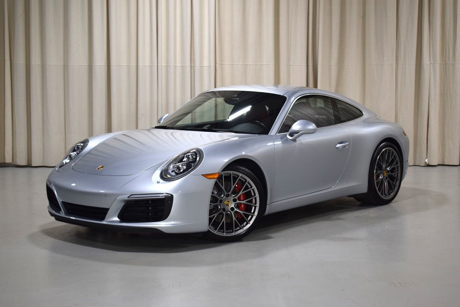 Used 2017 Porsche 911 Carrera S RWD image 1