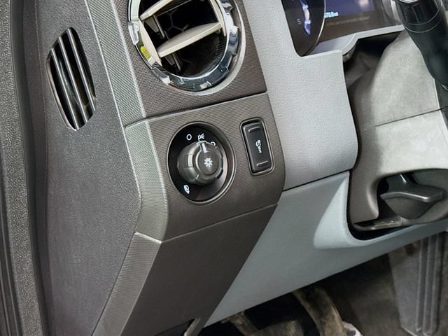 Used 2016 Ford F350 XLT w/ XLT Premium Package AWD/4WD image 10