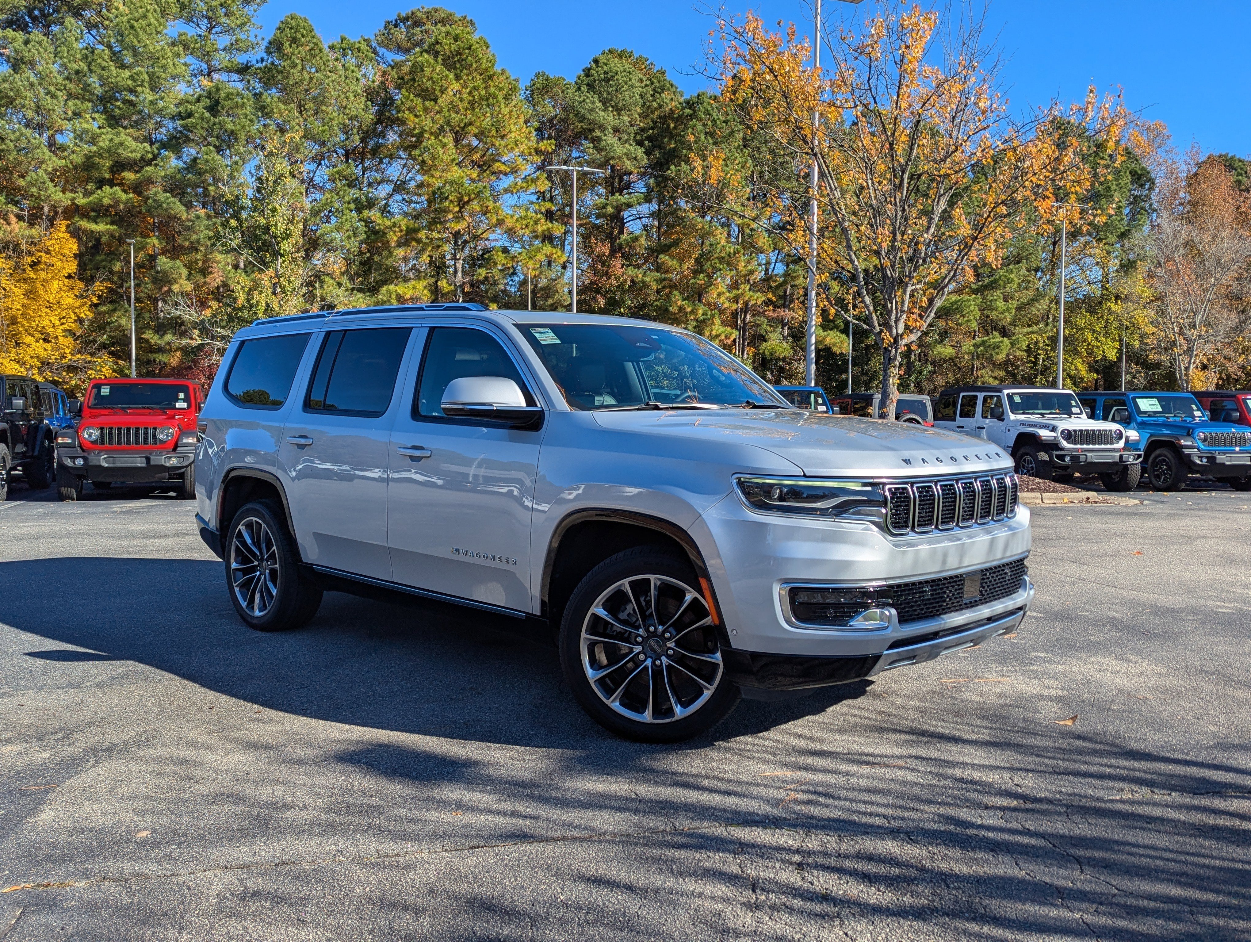 Used 2022 Jeep Wagoneer Series III w/ Premium Group I image 3