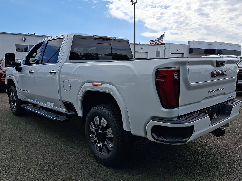 New 2026 GMC Sierra 2500 Denali w/ Denali Reserve Package AWD/4WD image 3