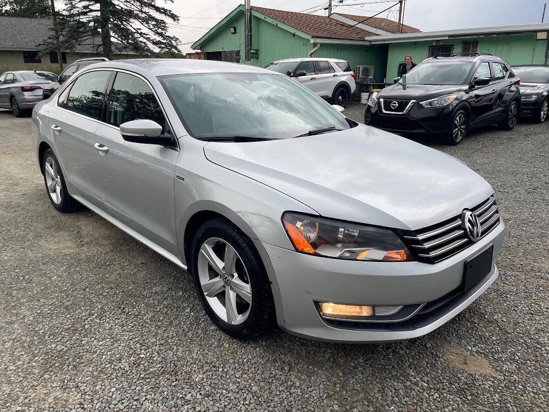 Used 2015 Volkswagen Passat 1.8T Limited Edition FWD image 4