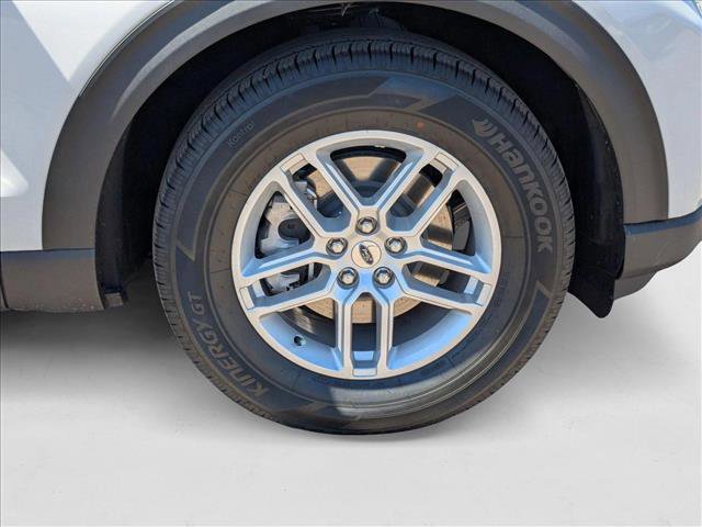 New 2025 Ford Explorer Active w/ Active Comfort Package image 16