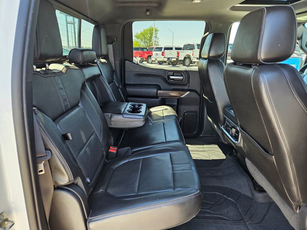 Used 2019 Chevrolet Silverado 1500 High Country w/ Technology Package AWD/4WD image 31