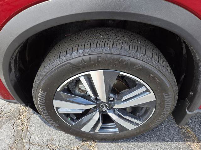 Certified 2025 Nissan Rogue SL AWD/4WD image 18