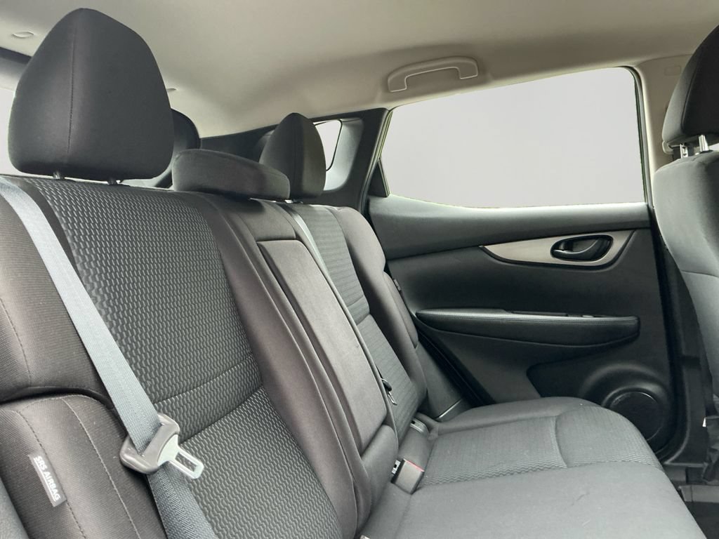 Used 2020 Nissan Rogue Sport S AWD/4WD image 13