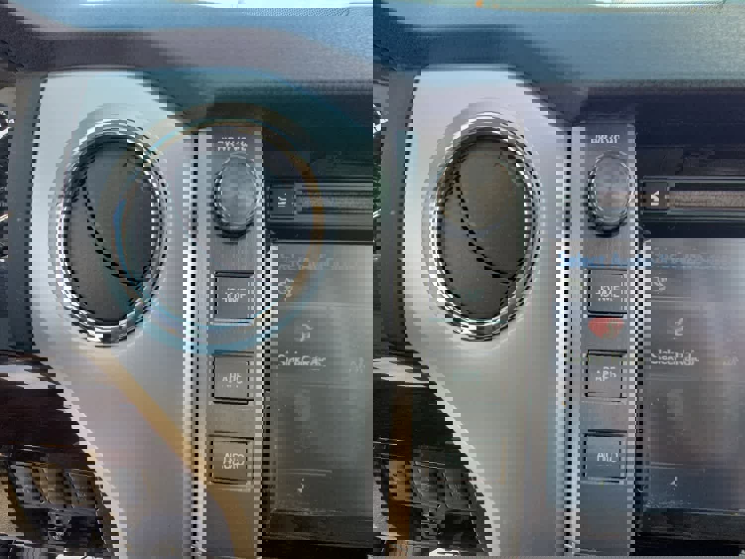 Used 2017 Toyota Tundra Limited w/ Limited Premium Package image 40