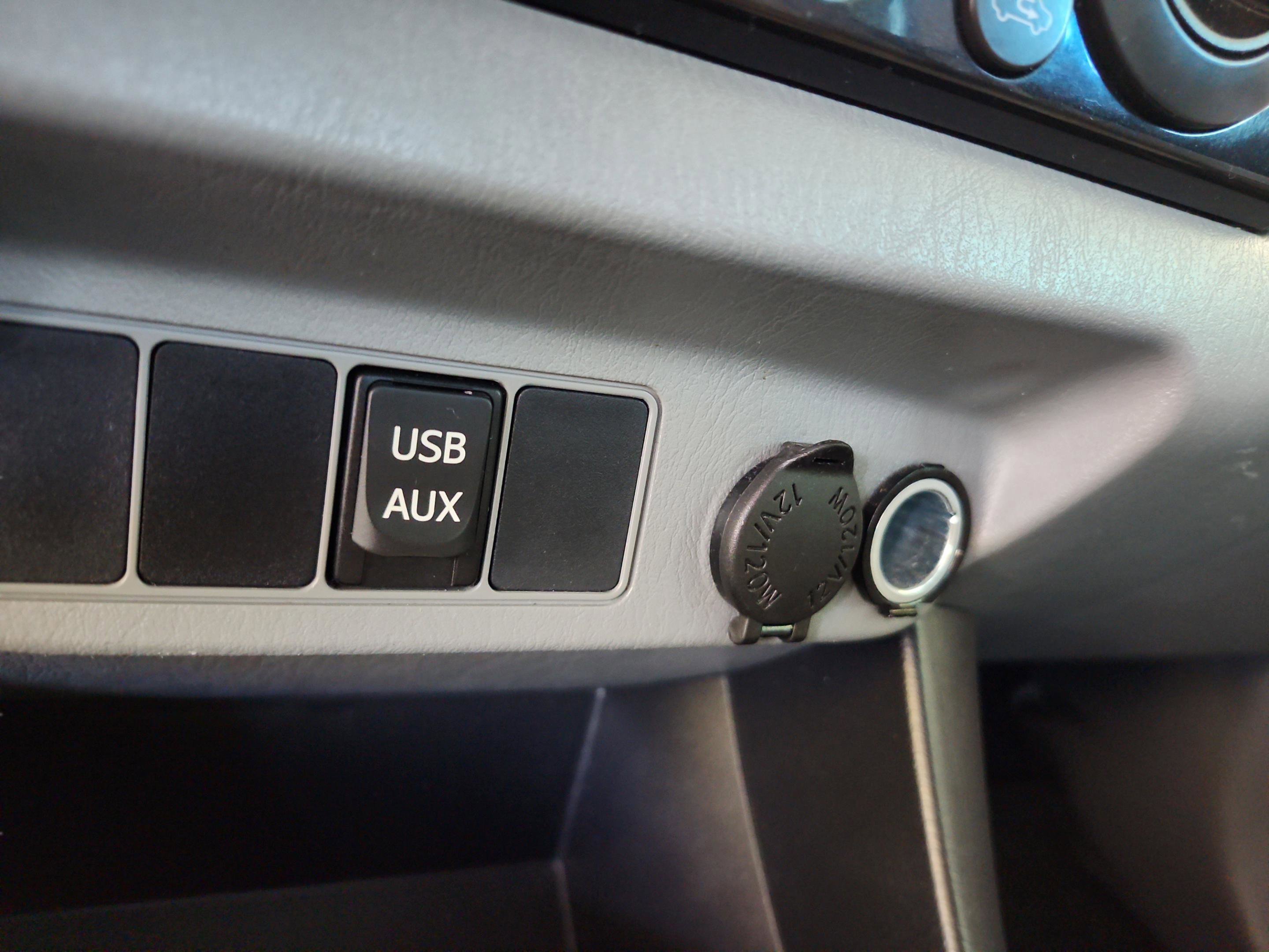 Used 2014 Toyota Tacoma 2WD Access Cab w/ SR5 Package image 32