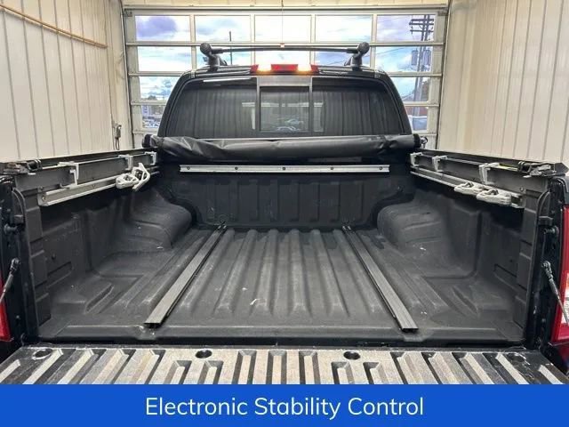 Used 2019 Nissan Frontier PRO-4X AWD/4WD image 13