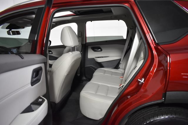 Certified 2023 Nissan Rogue SL w/ SL Premium Package AWD/4WD image 30