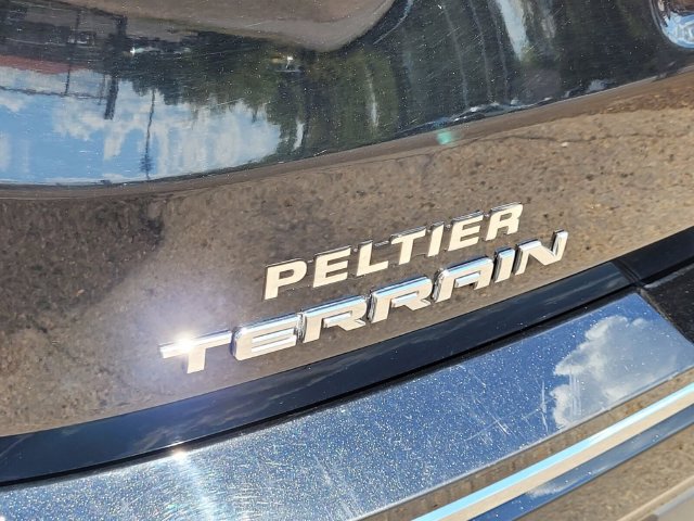 Used 2020 GMC Terrain Denali w/ Denali Premium Package FWD image 8